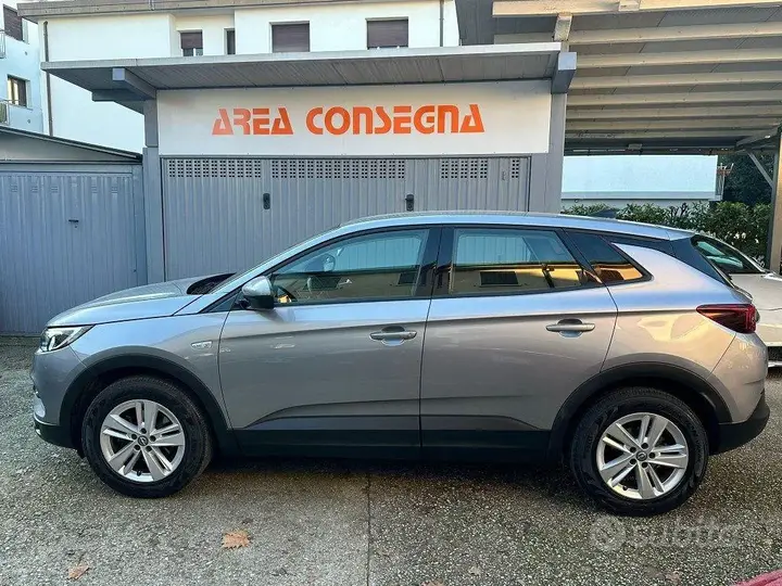 Opel Grandland 2019 photo 2