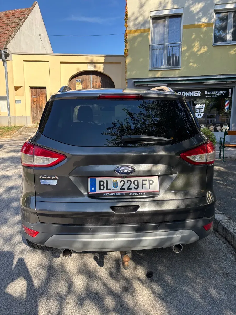 Ford Kuga 2015 photo 3