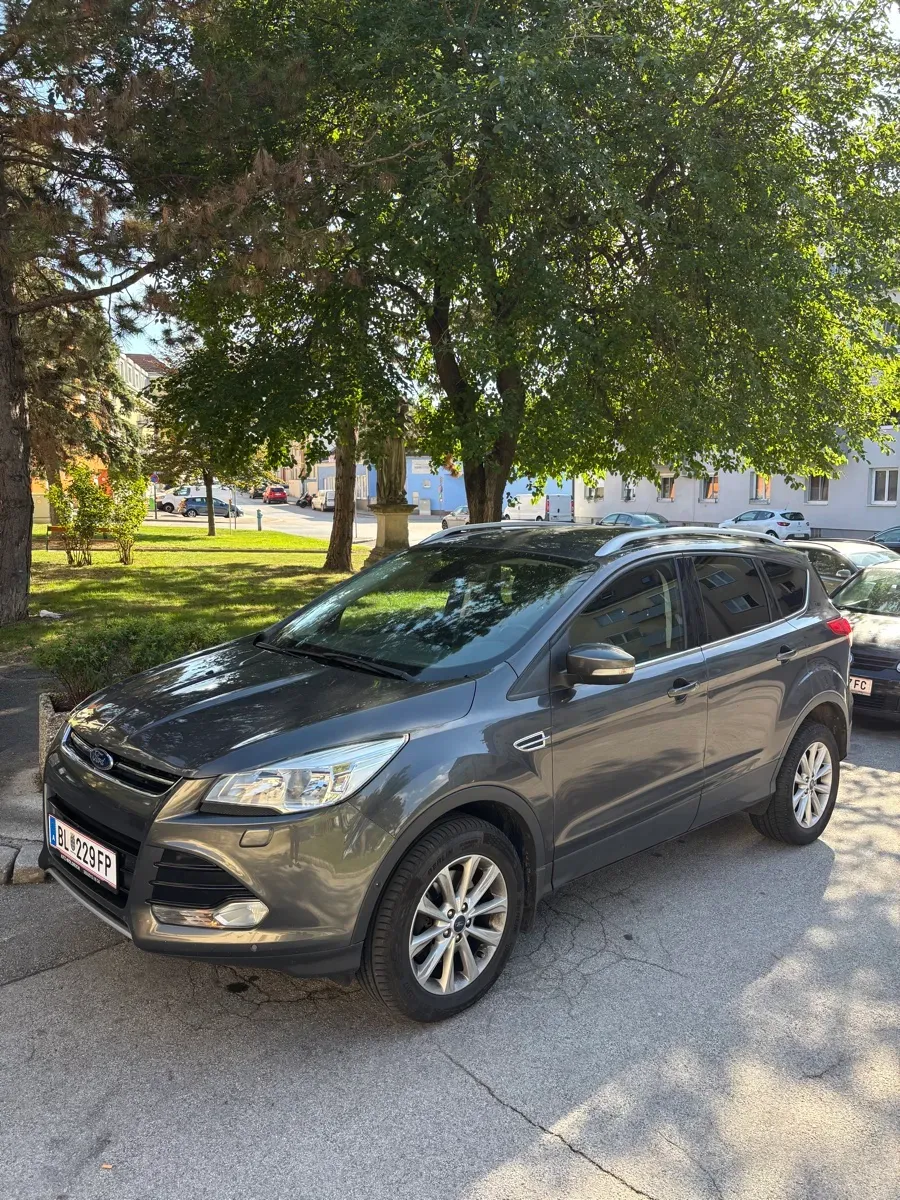 Ford Kuga 2015 photo 2