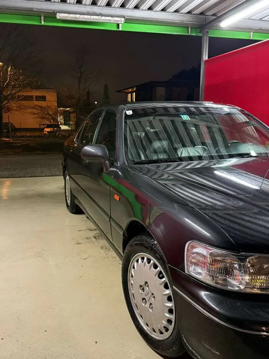 Honda Legend 1996 photo 2