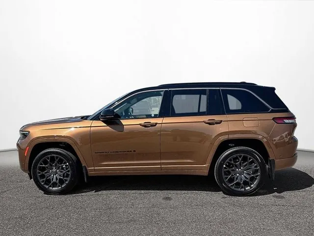 Jeep Grand Cherokee 2026 photo 3