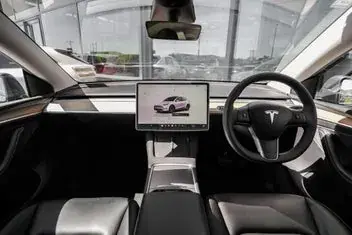 Tesla Model Y 2022 photo 3