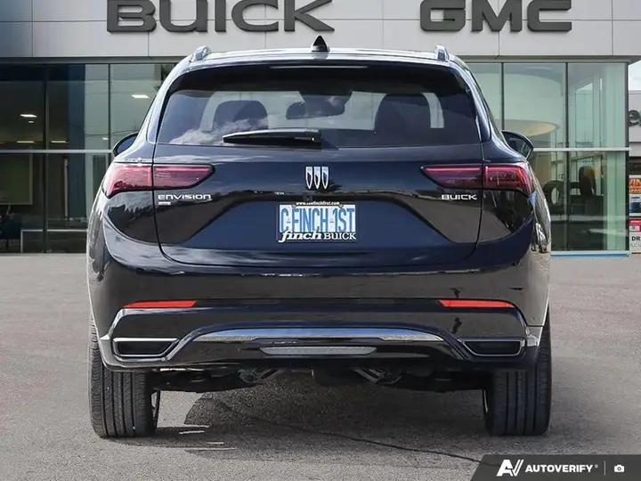 Buick Envision 2026 photo 5