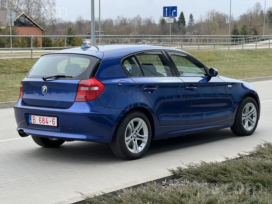 BMW 118D 2008 photo 4