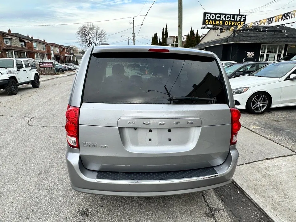 Dodge Grand Caravan 2013 photo 4