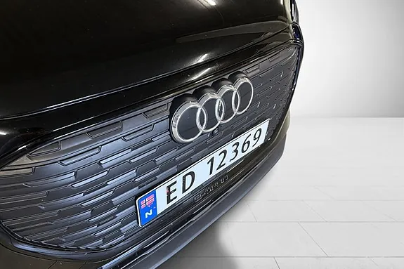 Audi Q4 E-Tron 2022 photo 4
