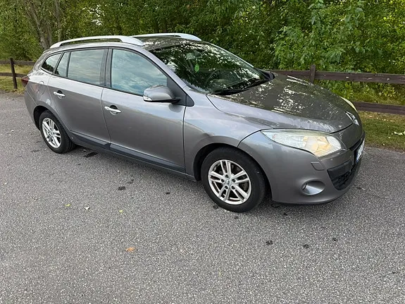 Renault Megane Iii 2011 photo 3