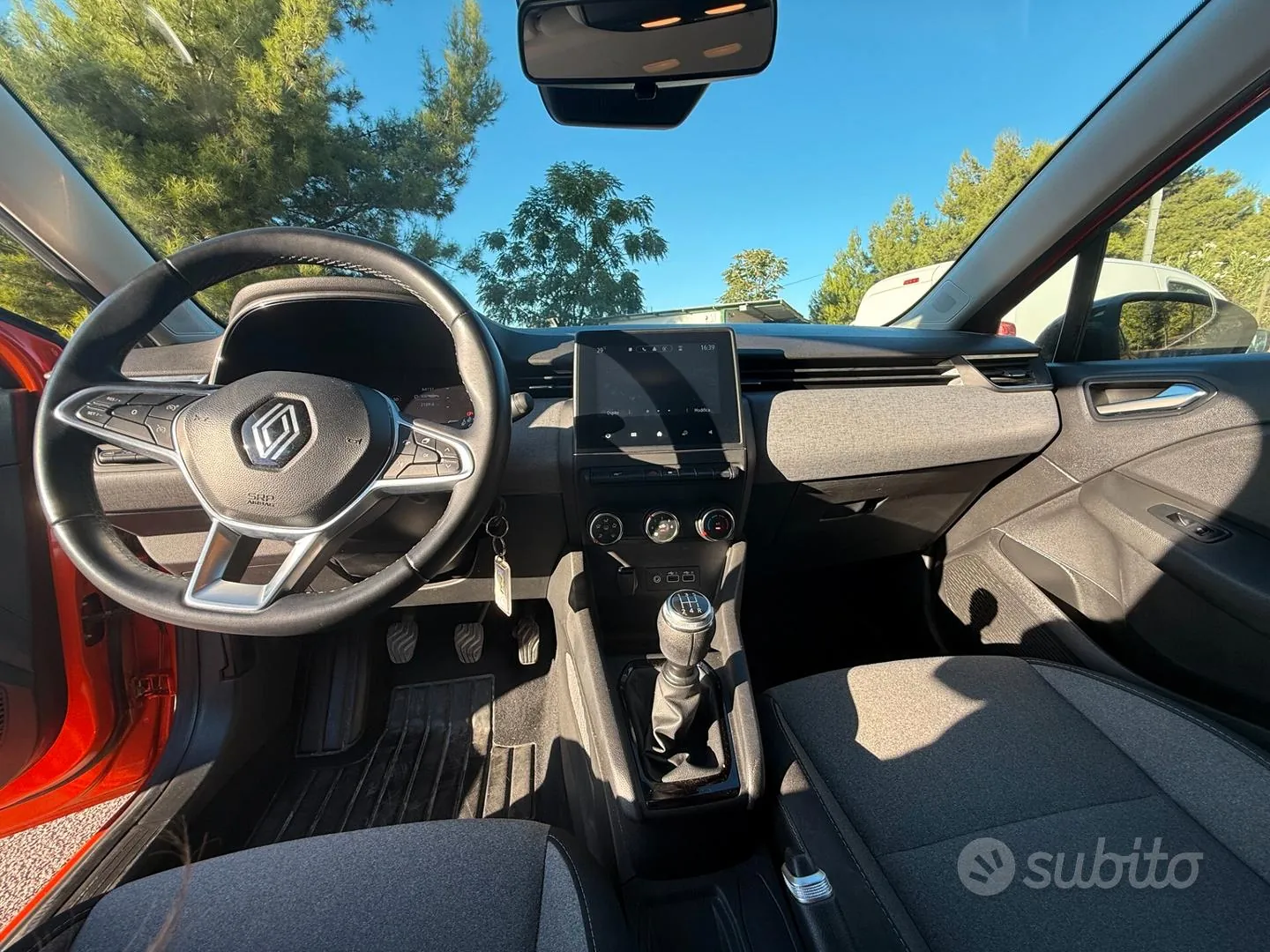 Renault Clio 2024 photo 5