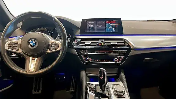 BMW 530I 2019 photo 4