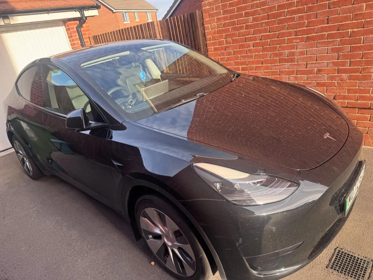 Tesla Model Y 2022 photo 2