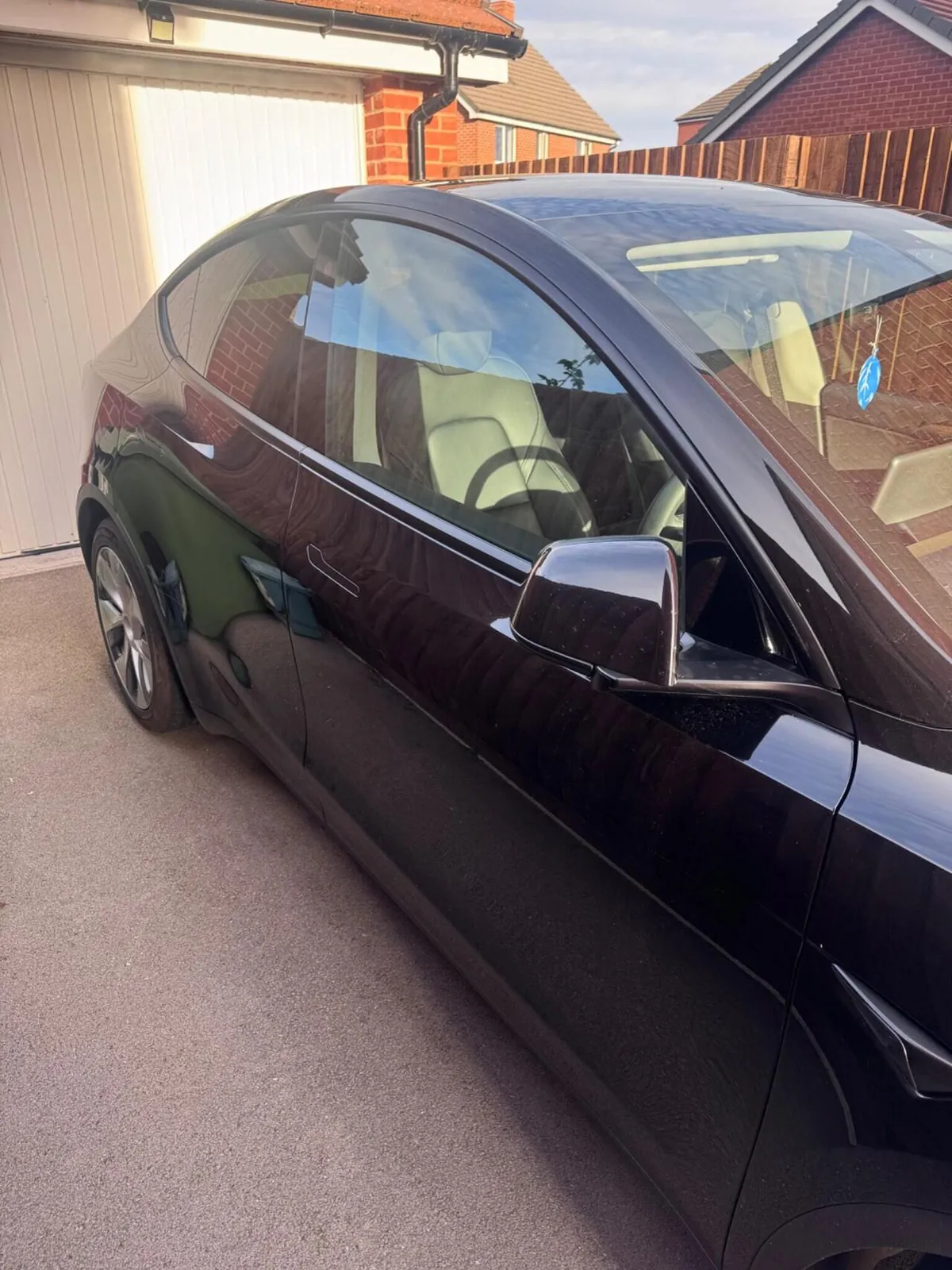 Tesla Model Y 2022 photo 3