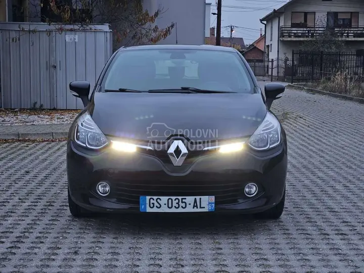 Renault Clio 2015 photo 2