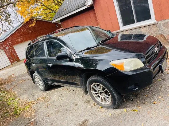 Toyota Rav4 2008 photo 3