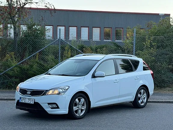 Kia Ceed 2012 photo 5
