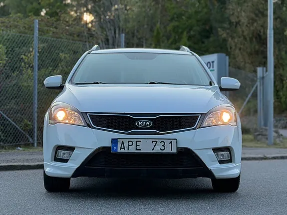 Kia Ceed 2012 photo 3