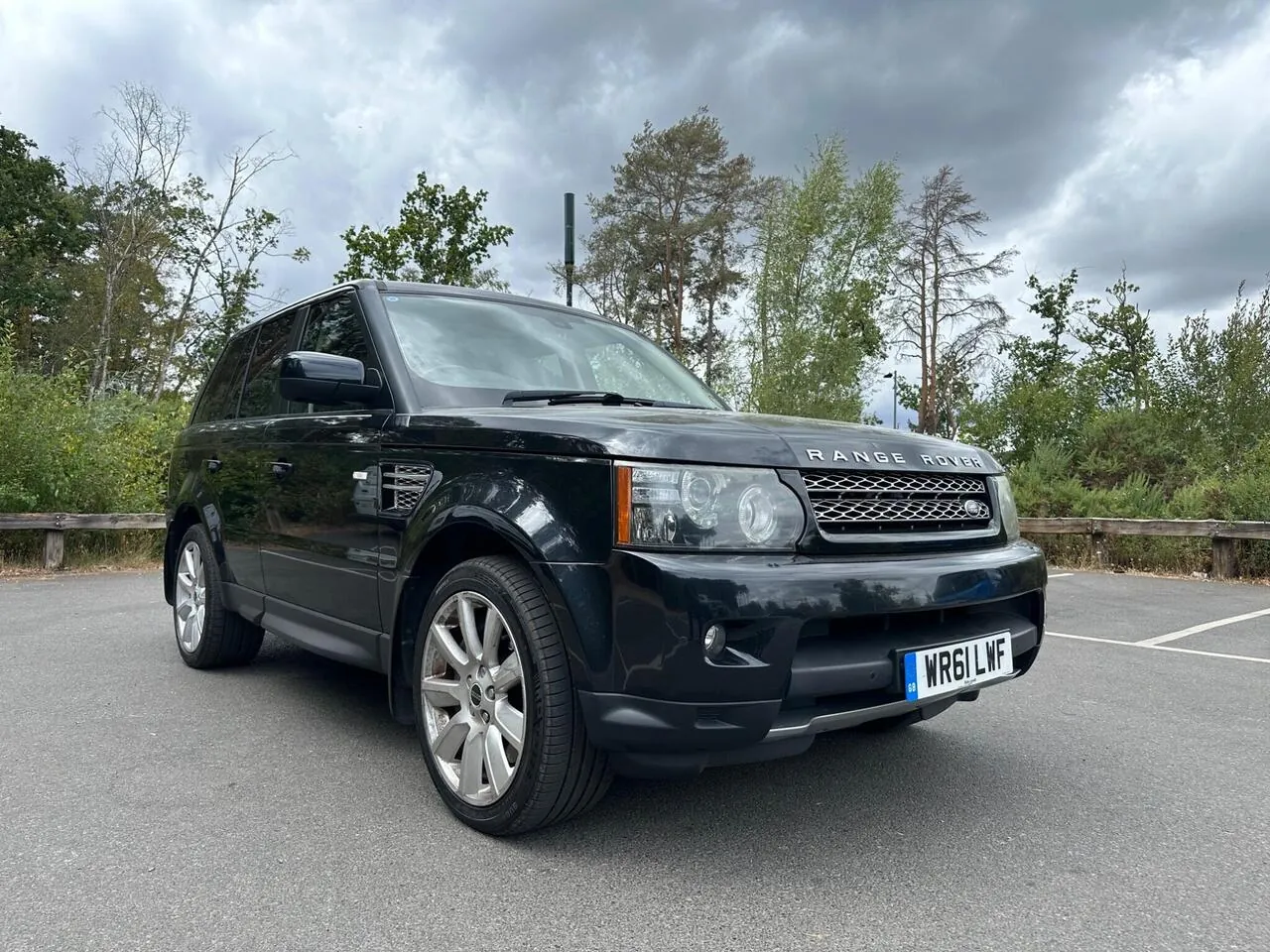 Land Rover Range Rover Sport 2011 photo 2