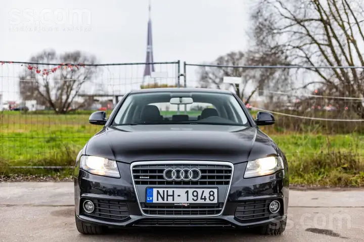 Audi A4 2009 photo 3