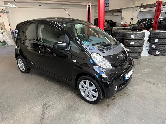 Peugeot Ion 2015 photo 2