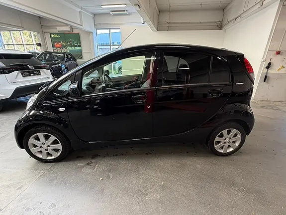 Peugeot Ion 2015 photo 4