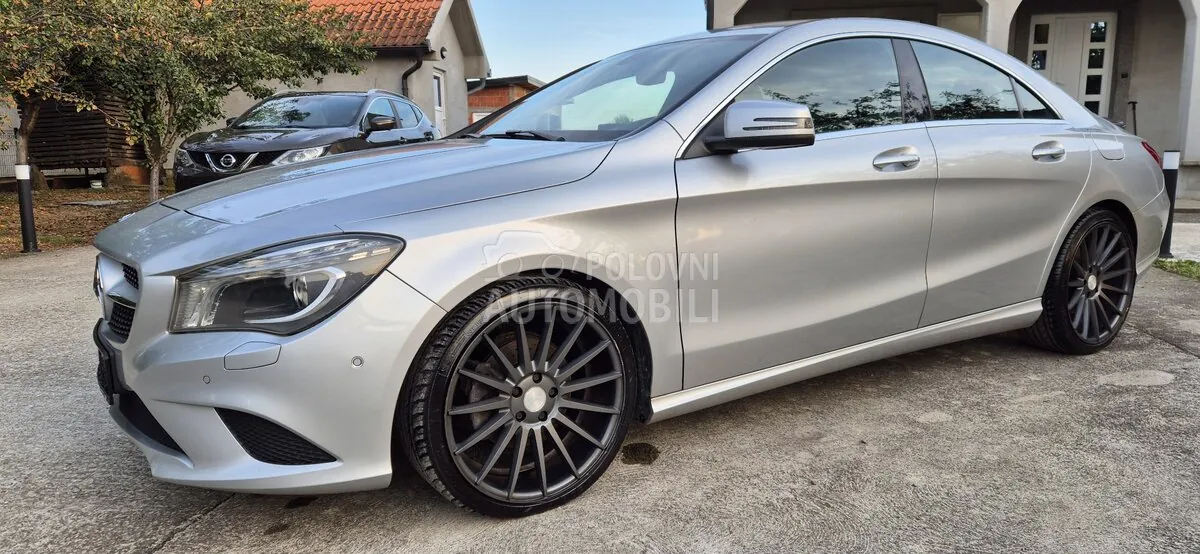 Mercedes-Benz Cla 180 2013 photo 2