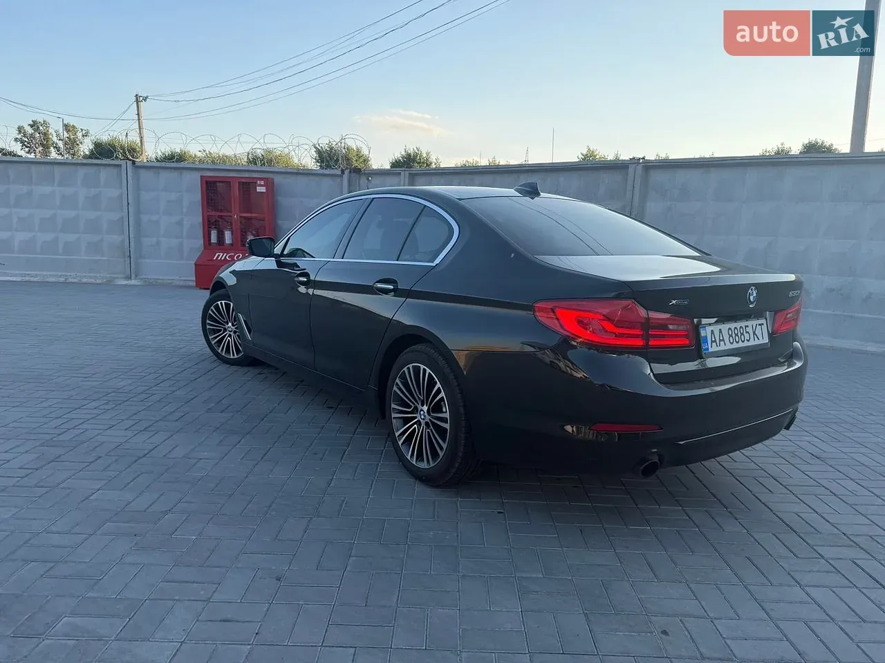 BMW 5 Series 2017 photo 4