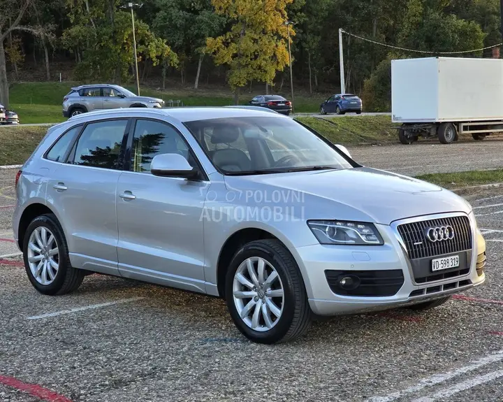 Audi Q5 2008 photo 2