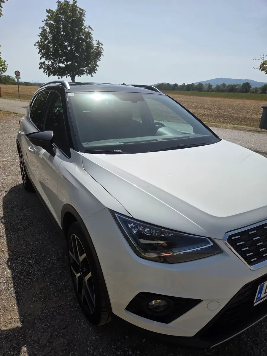 Seat Arona 2018 photo 3