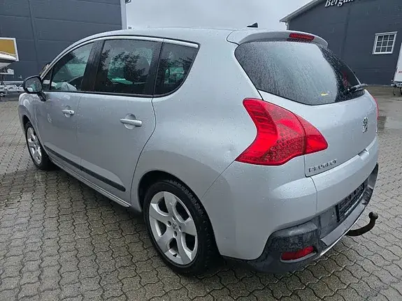 Peugeot 3008 2011 photo 5