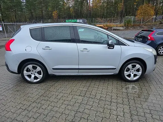 Peugeot 3008 2011 photo 2