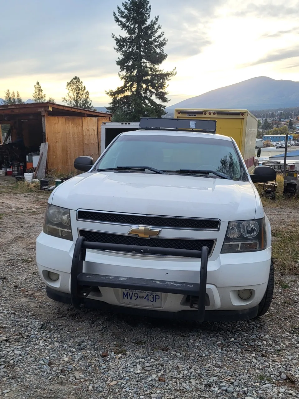 Chevrolet Tahoe 2011 photo 2
