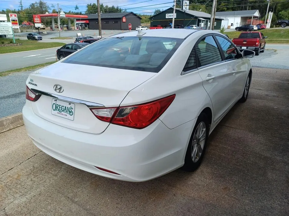 Hyundai Sonata 2013 photo 5