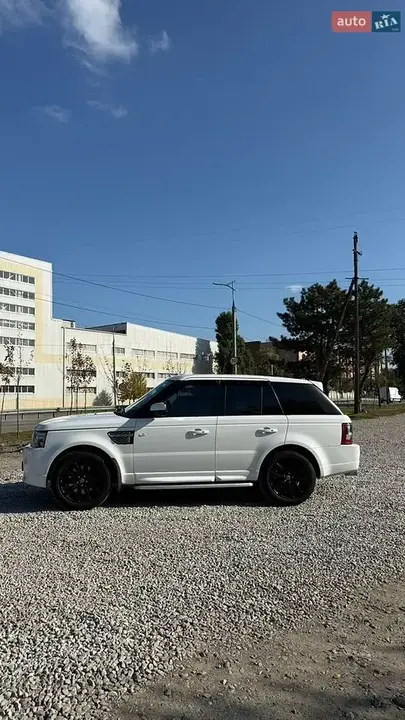 Land Rover Range Rover Sport 2013 photo 4