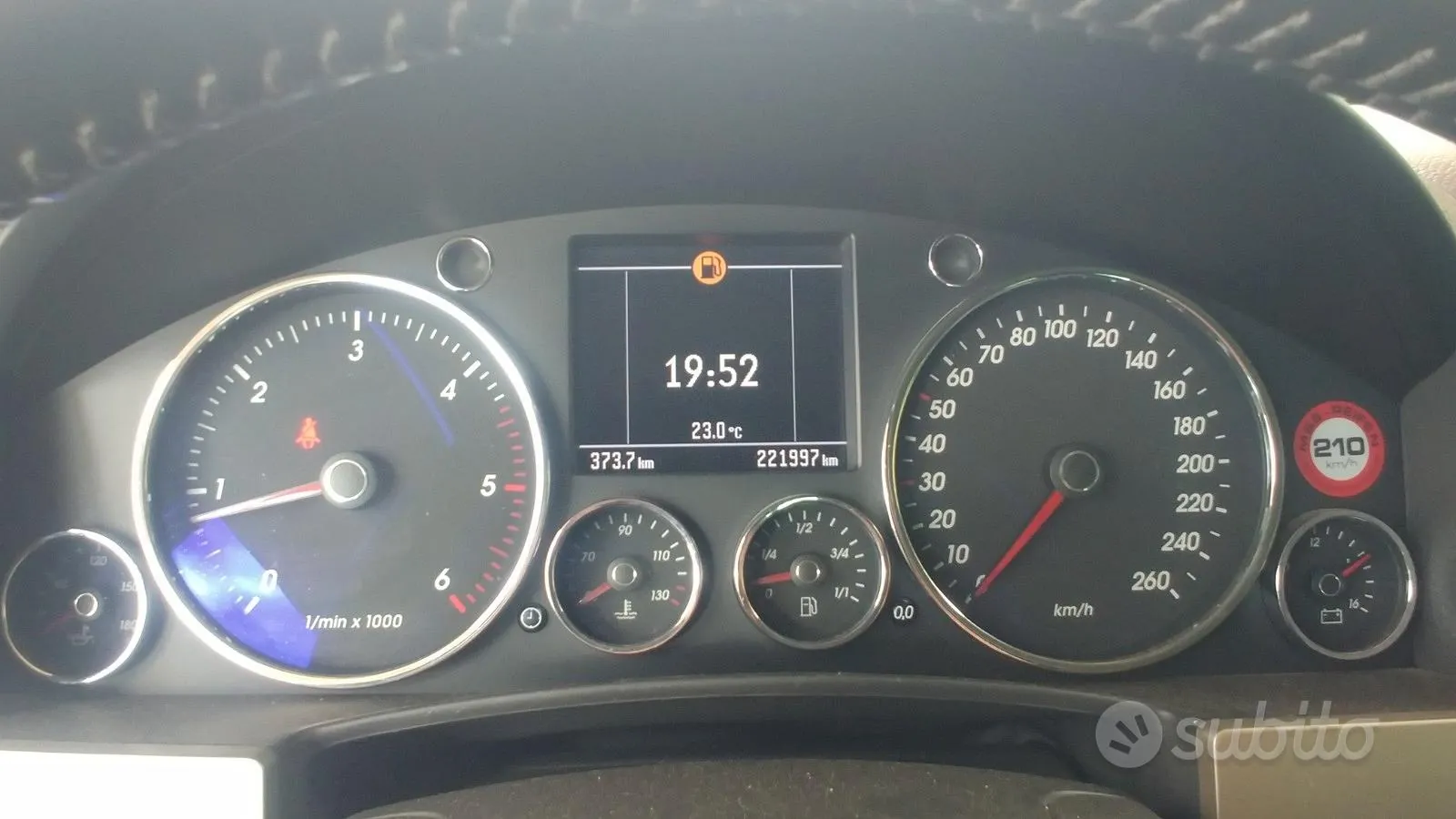 Volkswagen Touareg 2005 photo 5