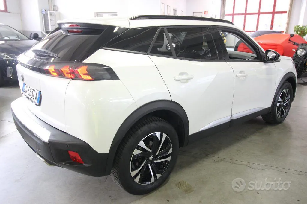 Peugeot 2008 2022 photo 5