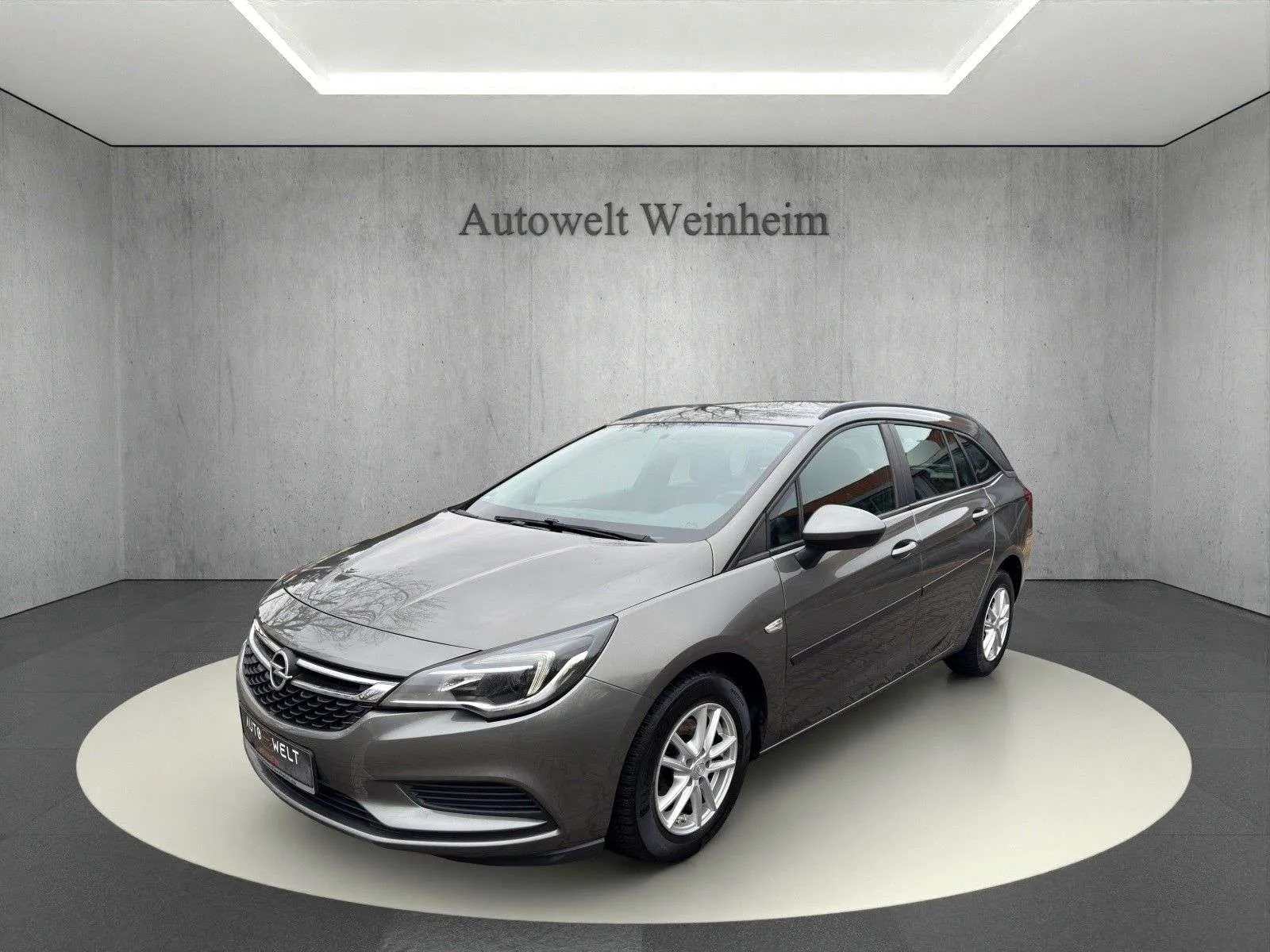 Opel Astra 2017 photo 3