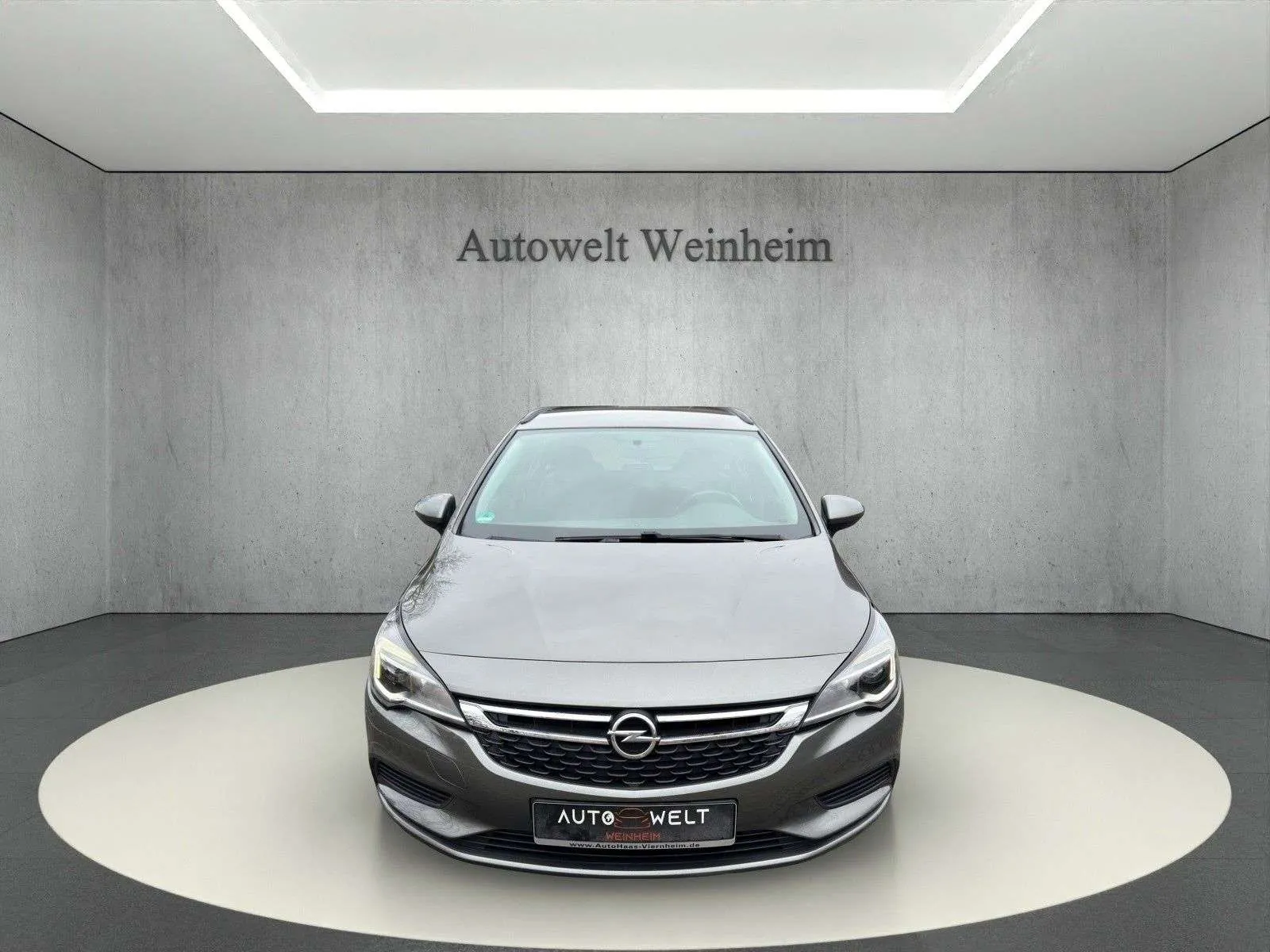 Opel Astra 2017 photo 2