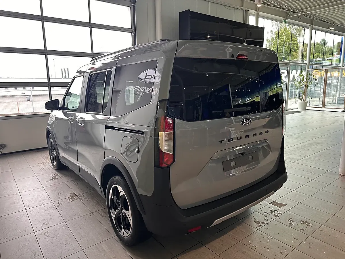 Ford Tourneo Courier photo 3