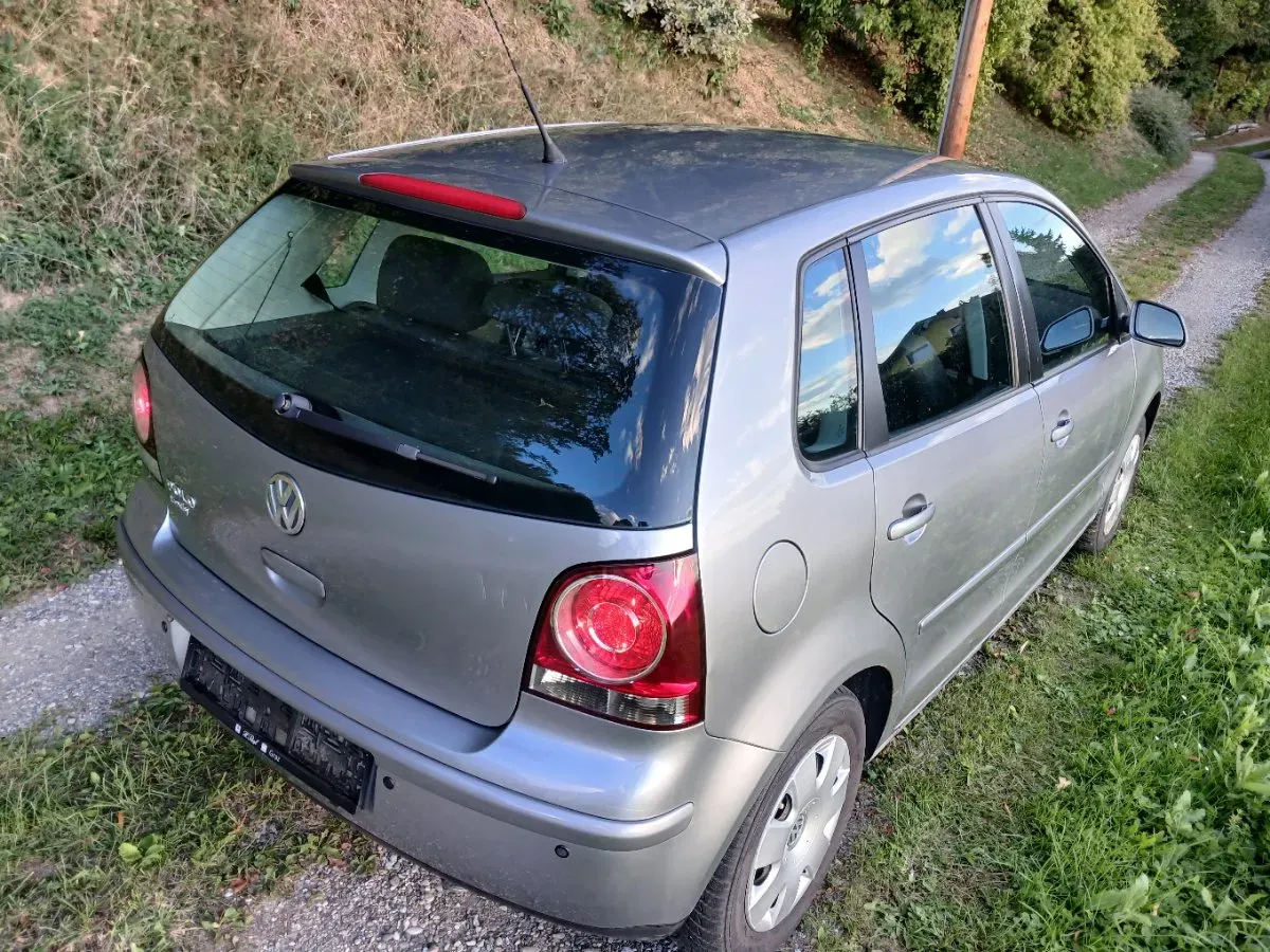 Volkswagen Polo 2007 photo 2