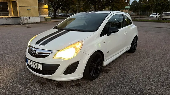 Opel Corsa 2011 photo 2