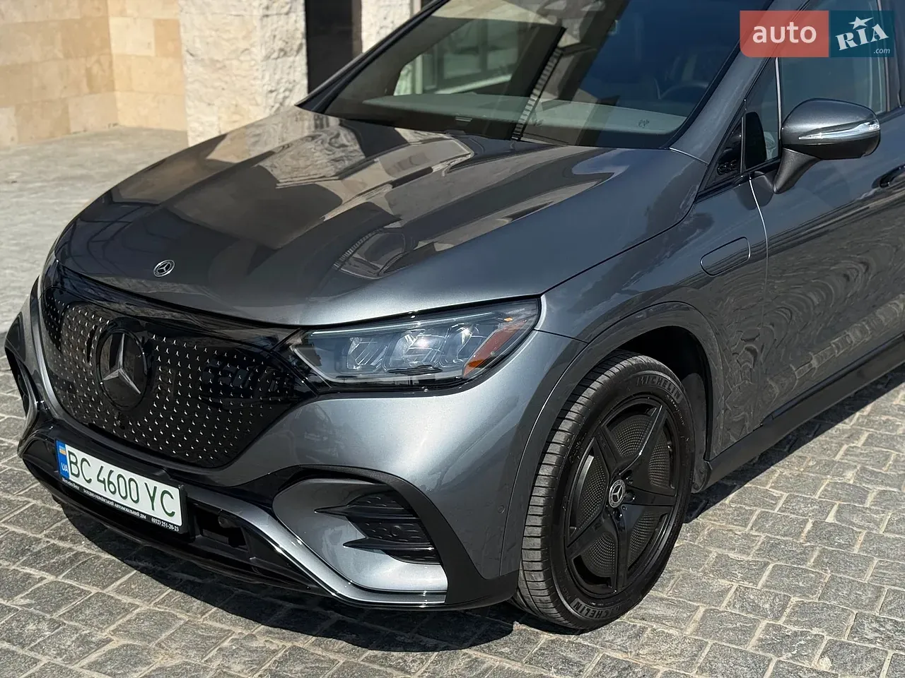 Mercedes-Benz Eqe Suv 2023 photo 4