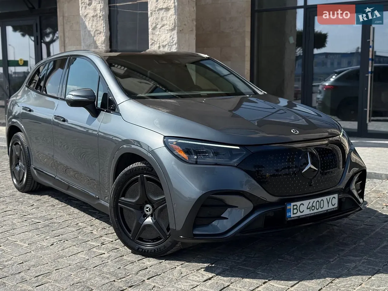 Mercedes-Benz Eqe Suv 2023 photo 2