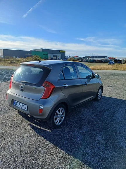 Kia Picanto 2012 photo 4