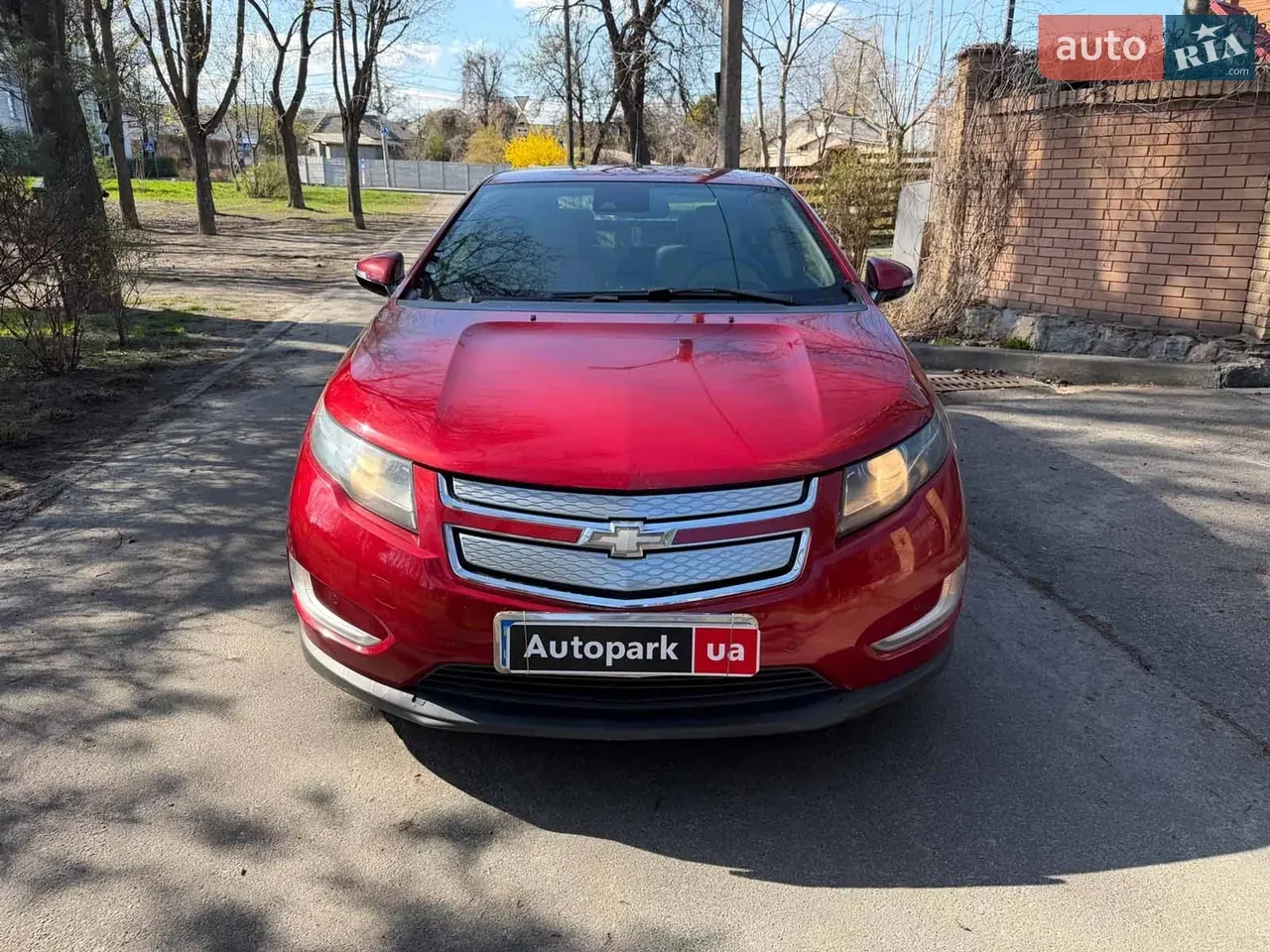 Chevrolet Volt 2012 photo 2