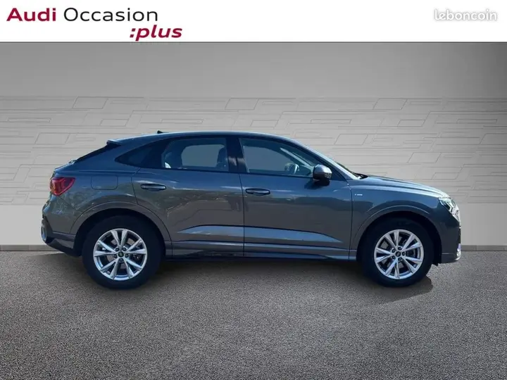 Audi Q3 2023 photo 5