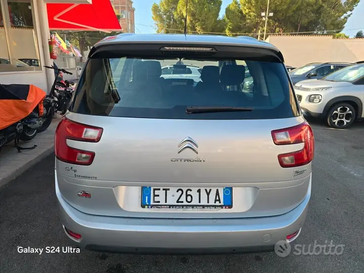 Citroen C4 Picasso 2015 photo 2