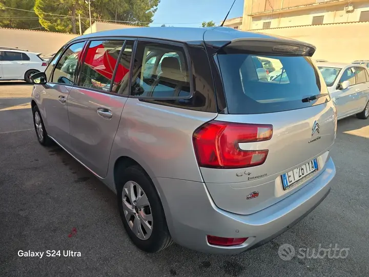 Citroen C4 Picasso 2015 photo 4