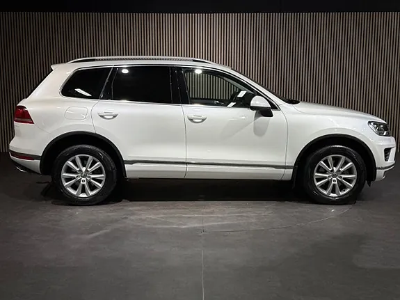 Volkswagen Touareg 2017 photo 3