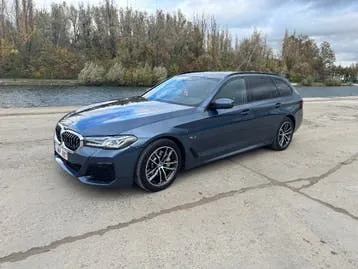 BMW 530E