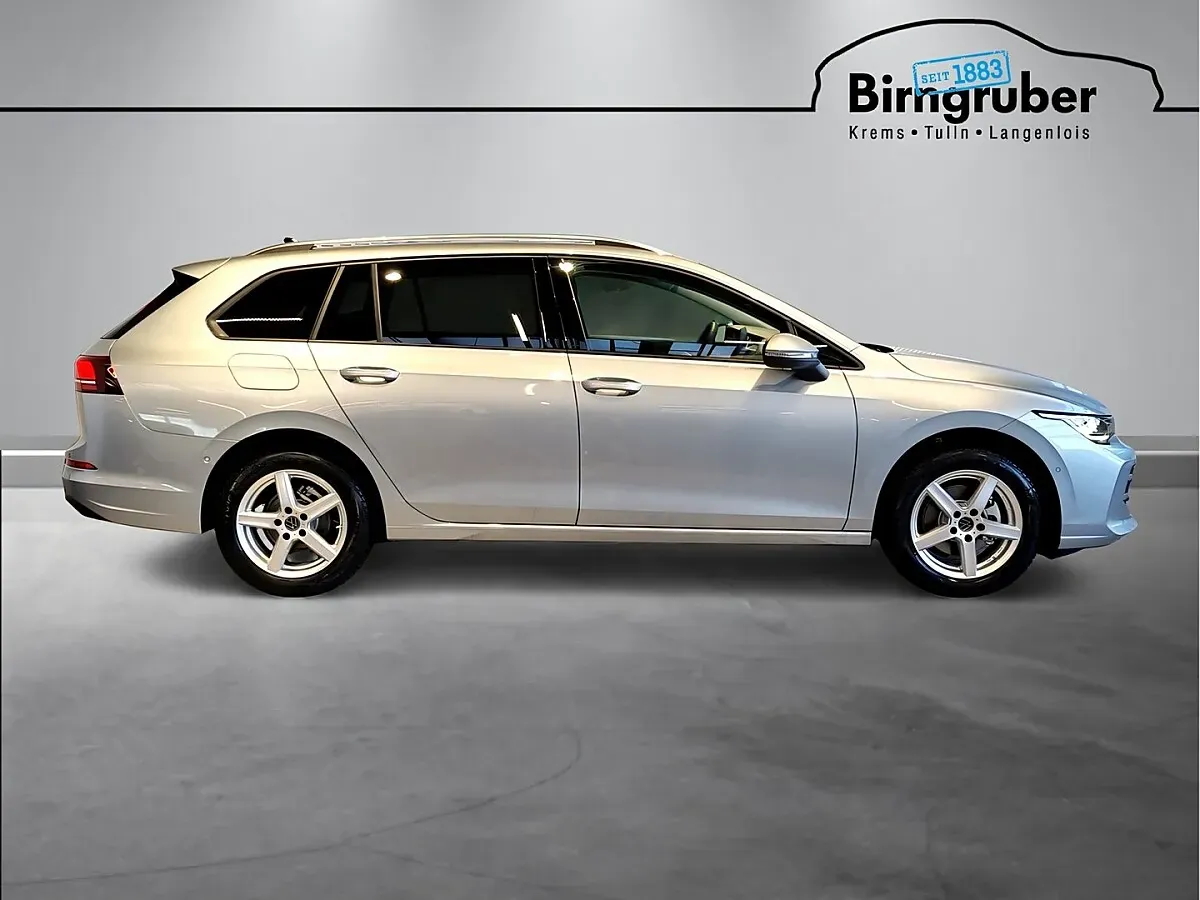 Volkswagen Golf 2025 photo 3