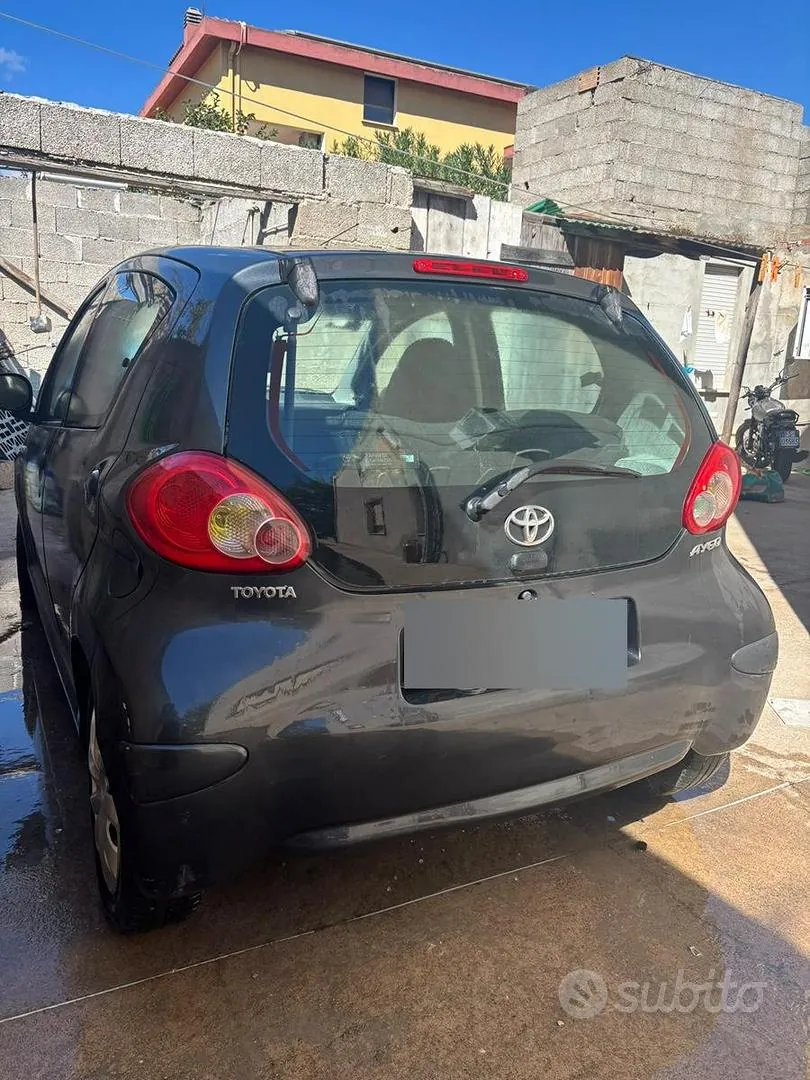 Toyota Aygo 2012 photo 2